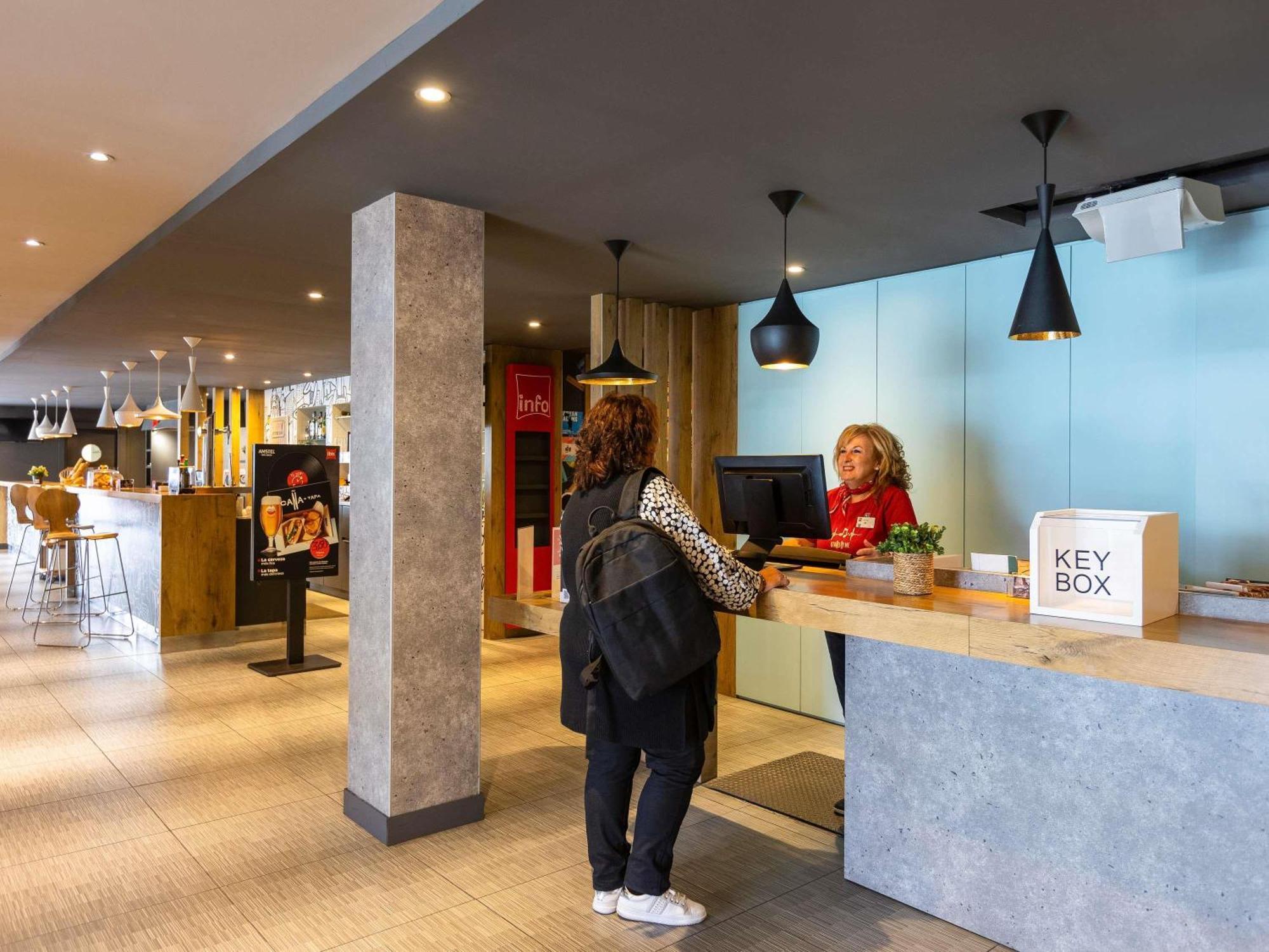 Ibis Bilbao Barakaldo Hotel Ngoại thất bức ảnh